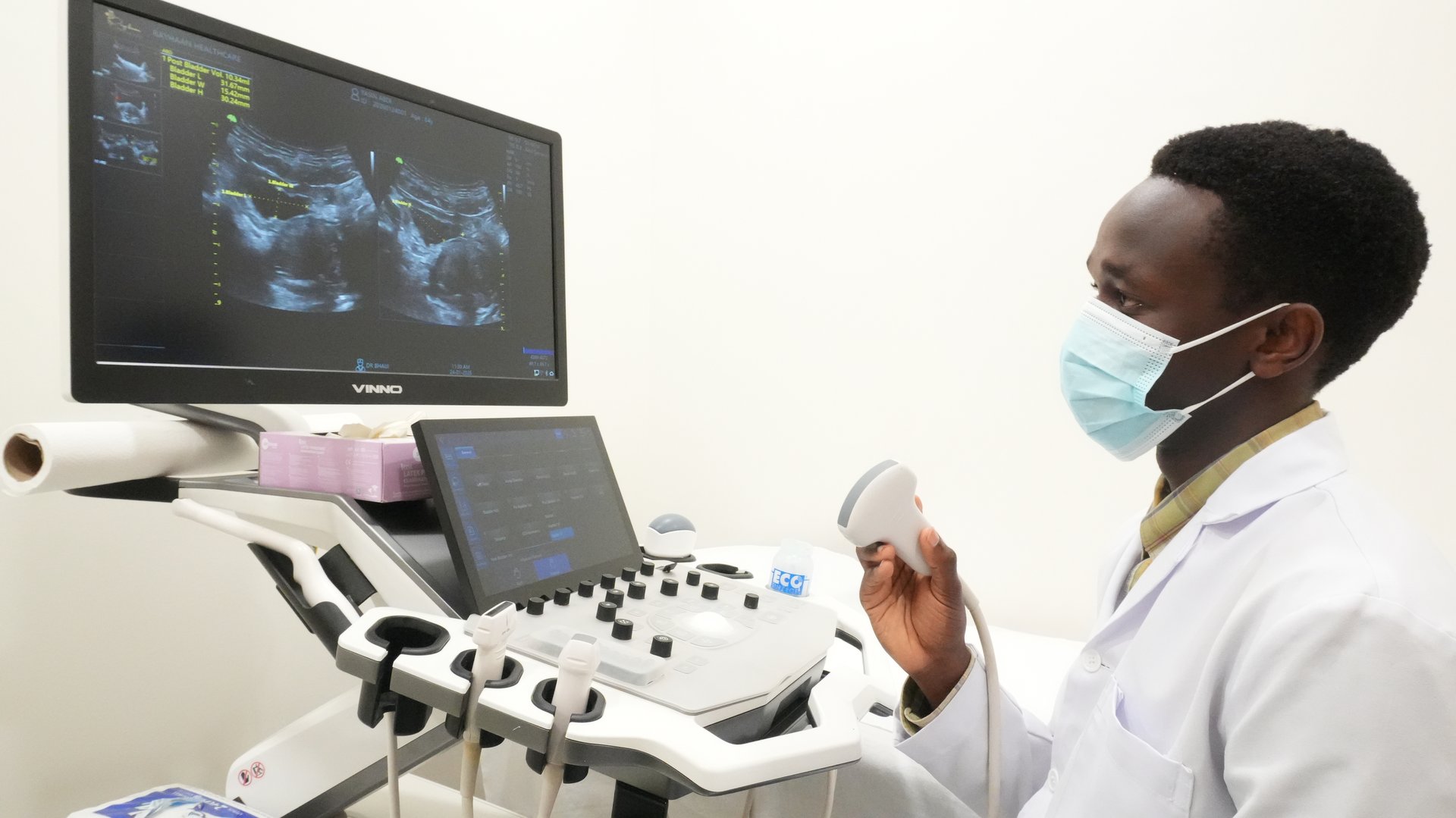 High-definition 3D and 4D ultrasound console system at Rayhaan Healthcare